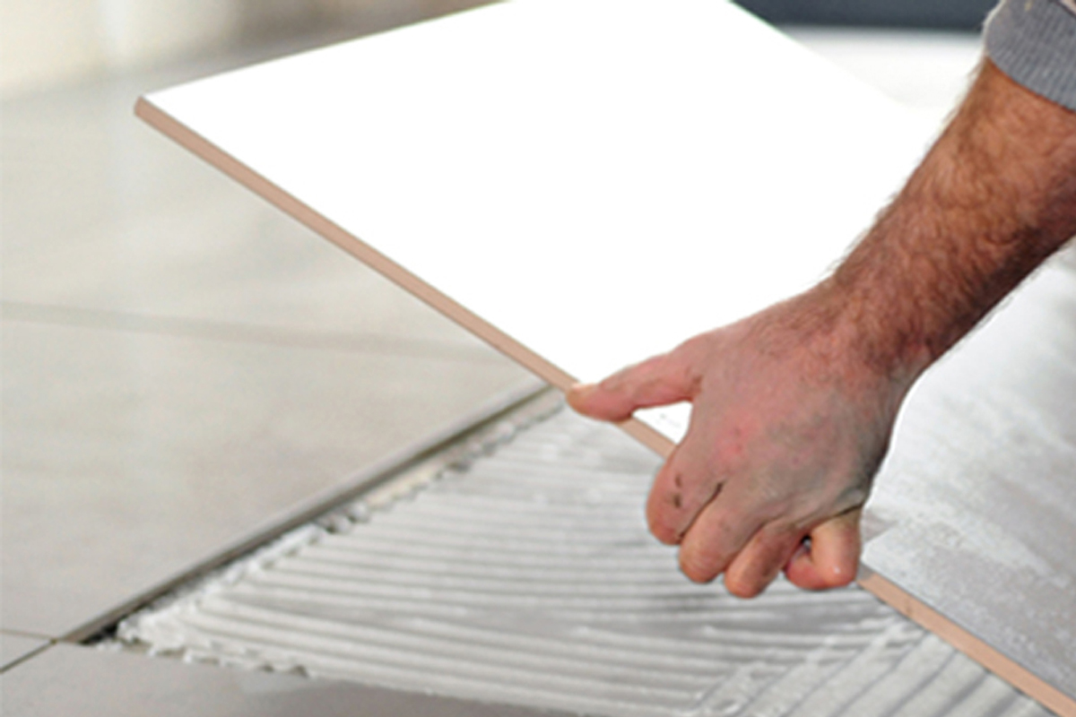 Adhesivo porcelanato